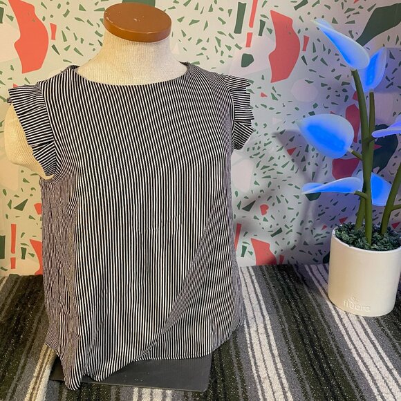 Monteau Black and White Vertical Stripe Sleeveless Top - L - Picture 1 of 3